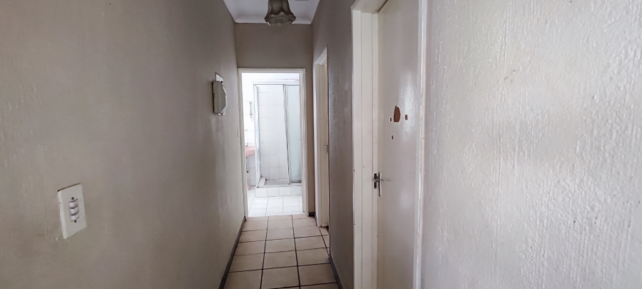 To Let 2 Bedroom Property for Rent in Austinview Gauteng