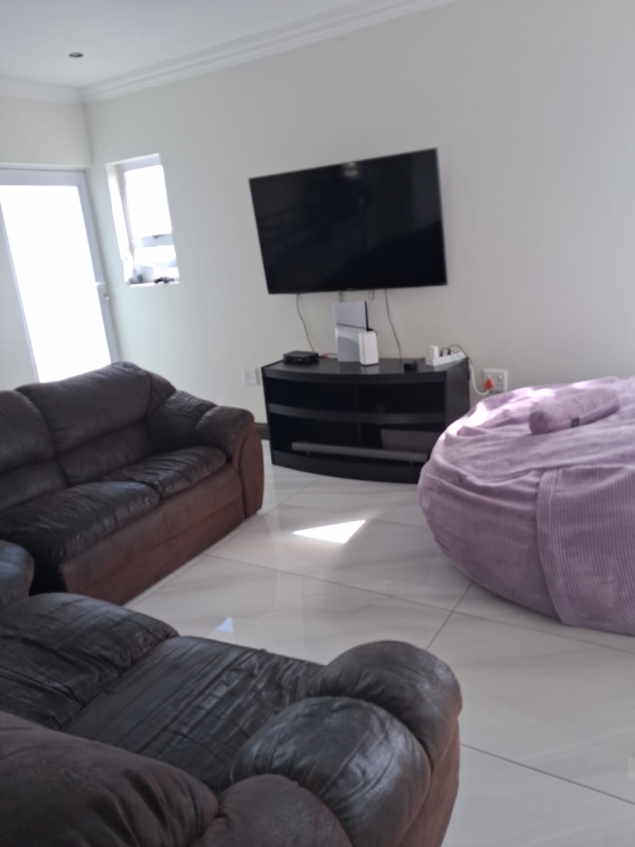 3 Bedroom Property for Sale in Riverspray Lifestyle Estate Gauteng