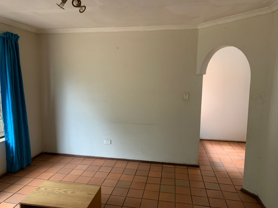 3 Bedroom Property for Sale in Heuweloord Gauteng