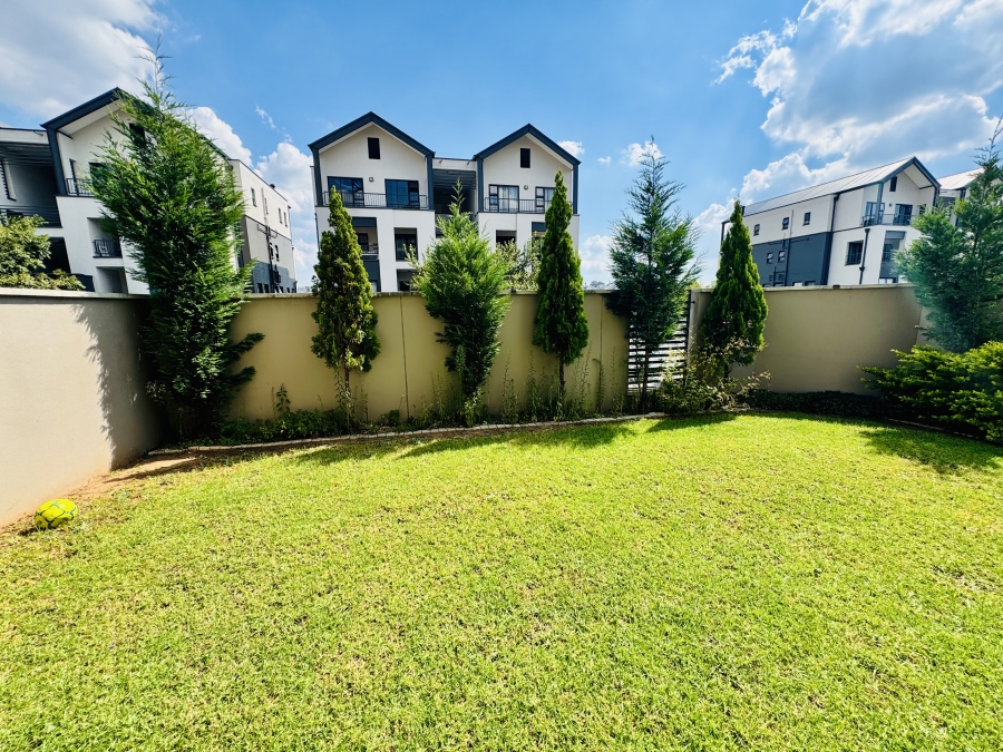 3 Bedroom Property for Sale in Waterfall Gauteng