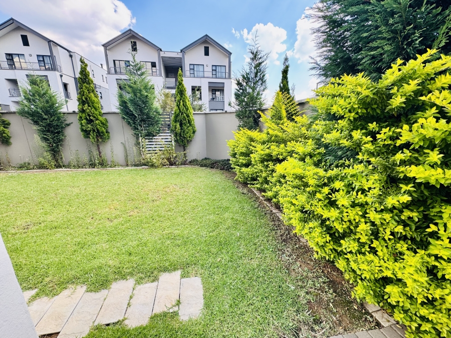 3 Bedroom Property for Sale in Waterfall Gauteng