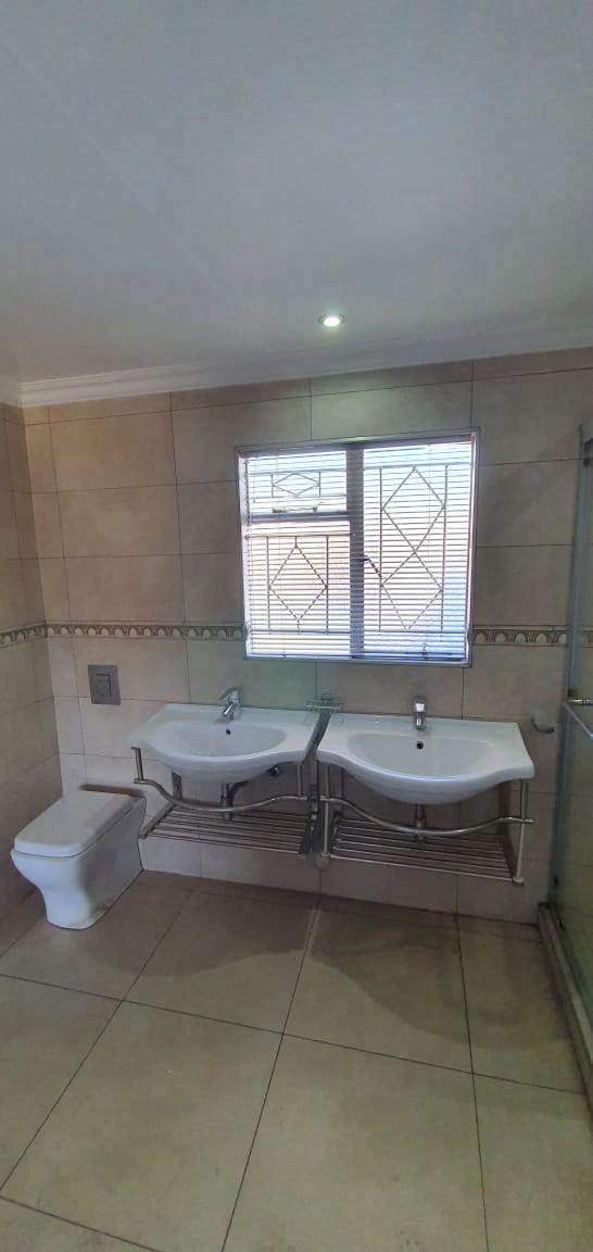 4 Bedroom Property for Sale in Arcon Park Gauteng