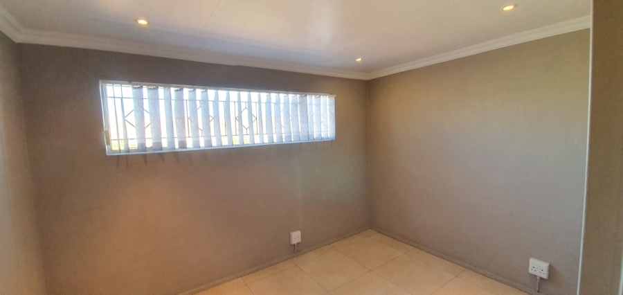 4 Bedroom Property for Sale in Arcon Park Gauteng