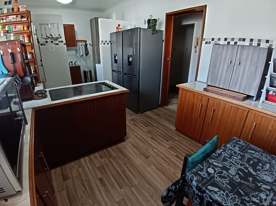 4 Bedroom Property for Sale in Sunair Park Gauteng