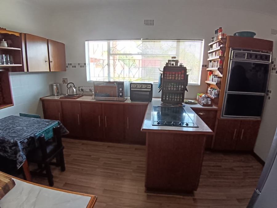 4 Bedroom Property for Sale in Sunair Park Gauteng