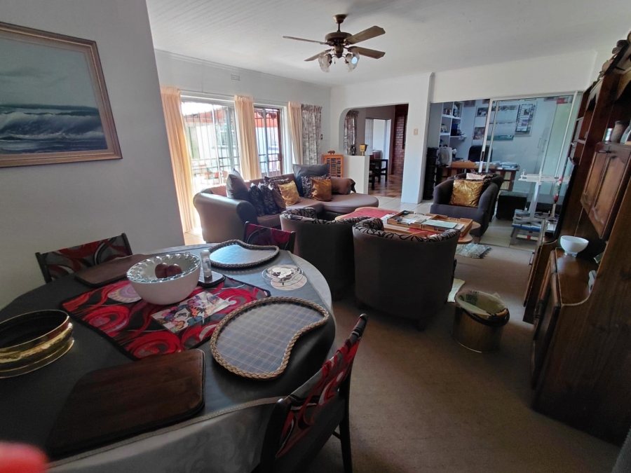 4 Bedroom Property for Sale in Sunair Park Gauteng