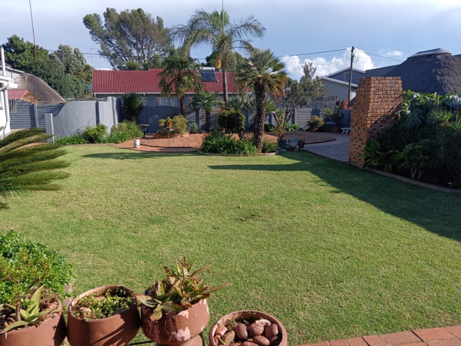 4 Bedroom Property for Sale in Sunair Park Gauteng