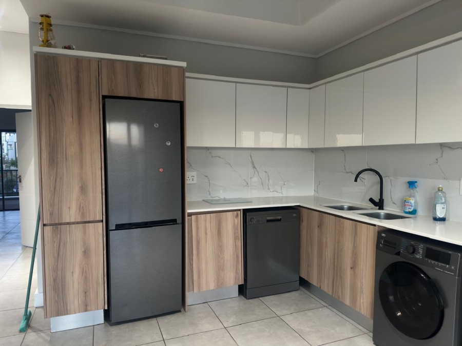 2 Bedroom Property for Sale in Waterfall Gauteng