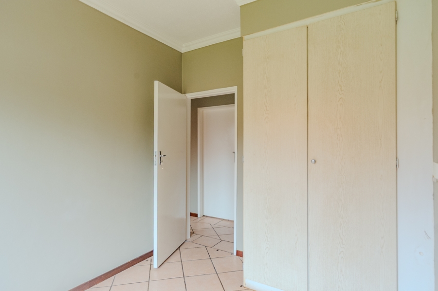 3 Bedroom Property for Sale in Die Hoewes Gauteng