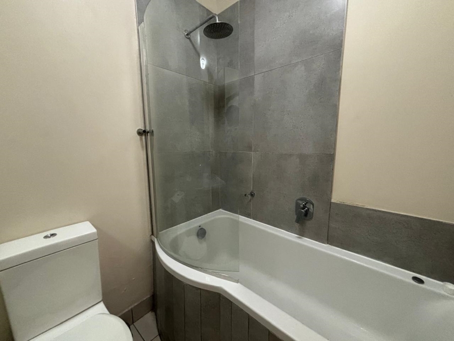 2 Bedroom Property for Sale in Edenburg Gauteng