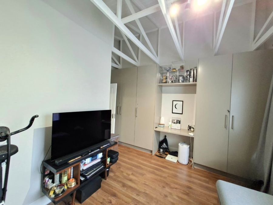 2 Bedroom Property for Sale in Wendywood Gauteng
