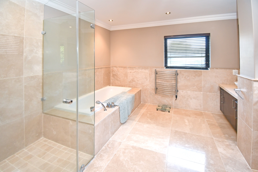 4 Bedroom Property for Sale in Sun Valley Gauteng
