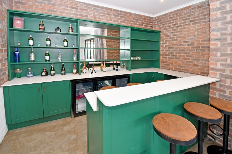 4 Bedroom Property for Sale in Sun Valley Gauteng