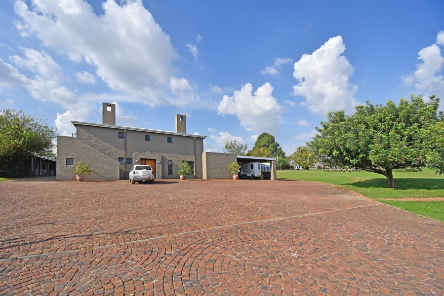 4 Bedroom Property for Sale in Sun Valley Gauteng