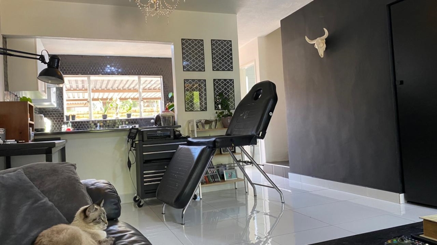 2 Bedroom Property for Sale in Honeydew Gauteng