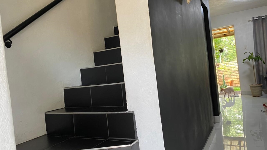 2 Bedroom Property for Sale in Honeydew Gauteng