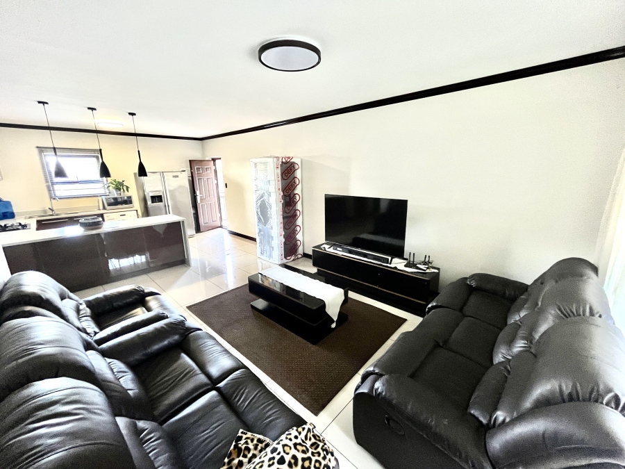 3 Bedroom Property for Sale in Blue Hills Gauteng
