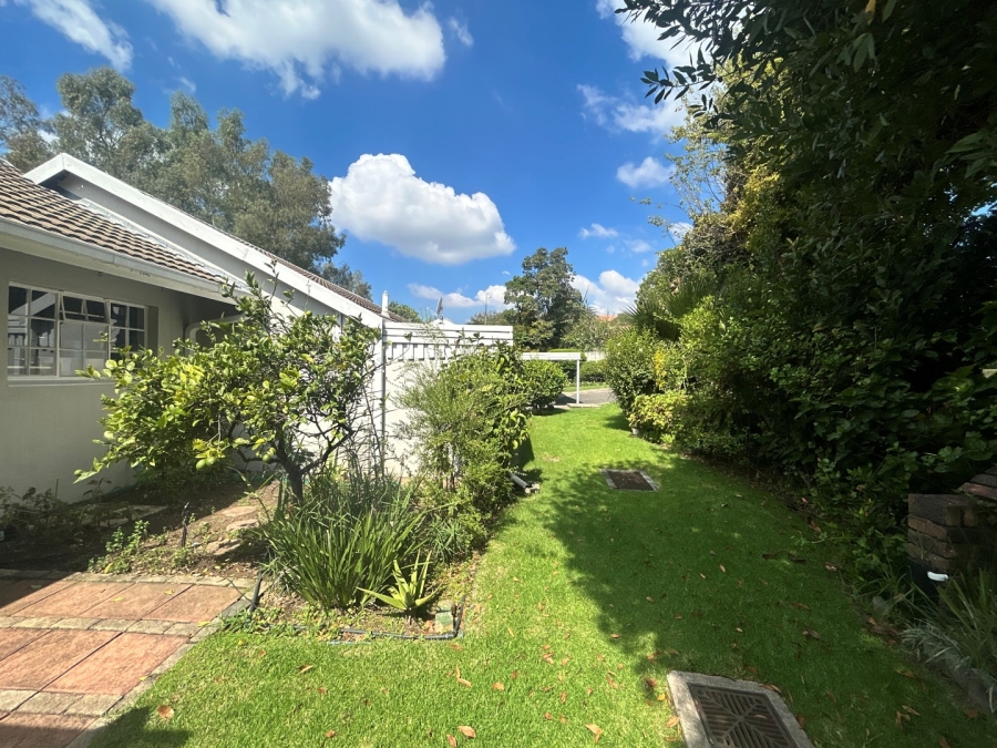 2 Bedroom Property for Sale in Bryanston Gauteng