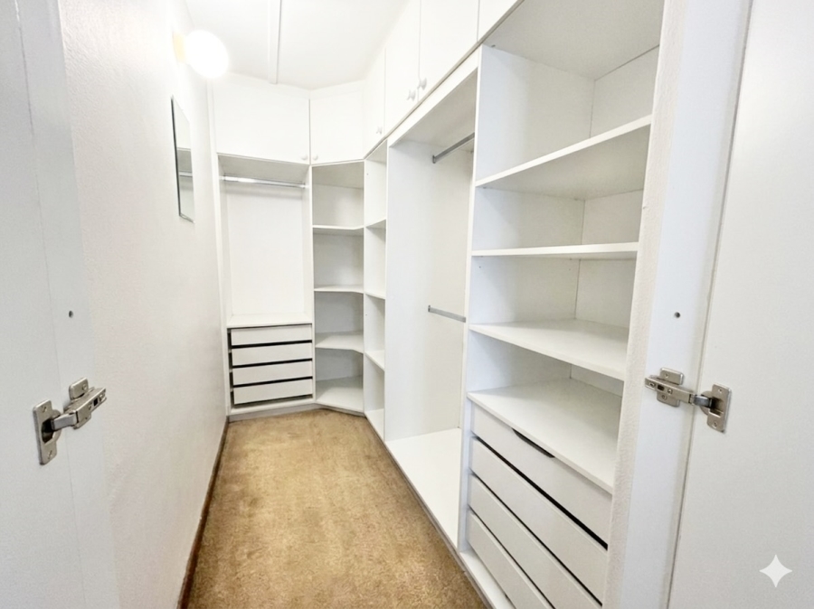 2 Bedroom Property for Sale in Bryanston Gauteng