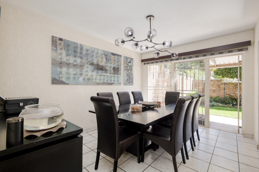 To Let 3 Bedroom Property for Rent in Victory Park Gauteng