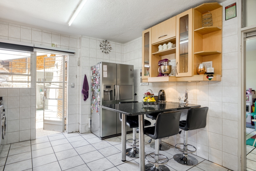 To Let 3 Bedroom Property for Rent in Victory Park Gauteng
