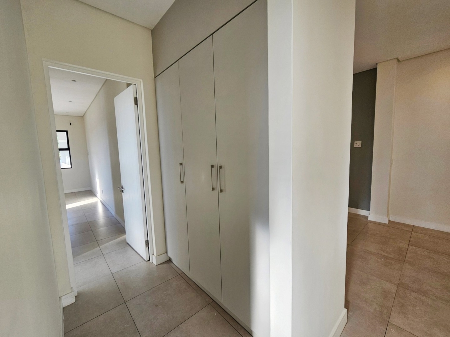 To Let 2 Bedroom Property for Rent in Morningside Gauteng
