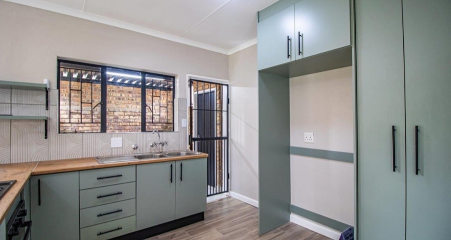 3 Bedroom Property for Sale in Suiderberg Gauteng