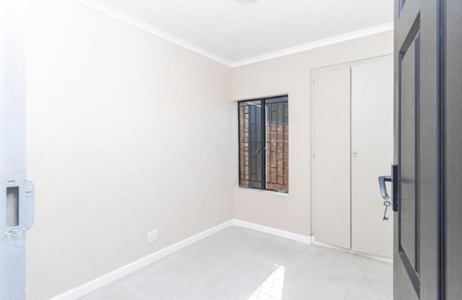 3 Bedroom Property for Sale in Suiderberg Gauteng