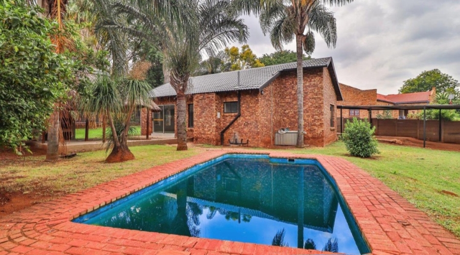 3 Bedroom Property for Sale in Suiderberg Gauteng