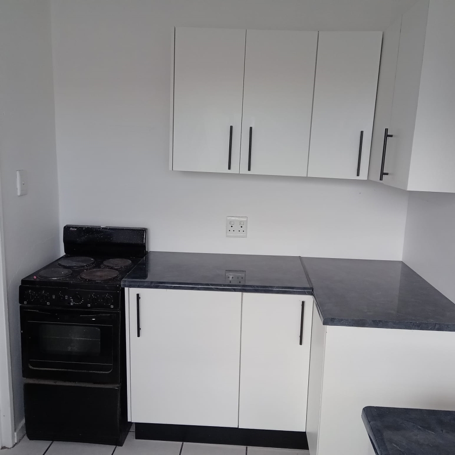 2 Bedroom Property for Sale in Witpoortjie Gauteng