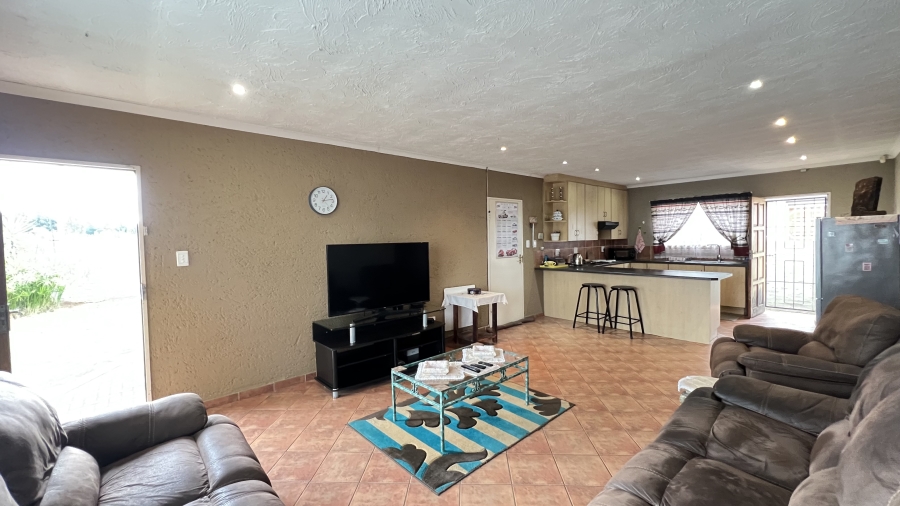 3 Bedroom Property for Sale in Eike Park Gauteng