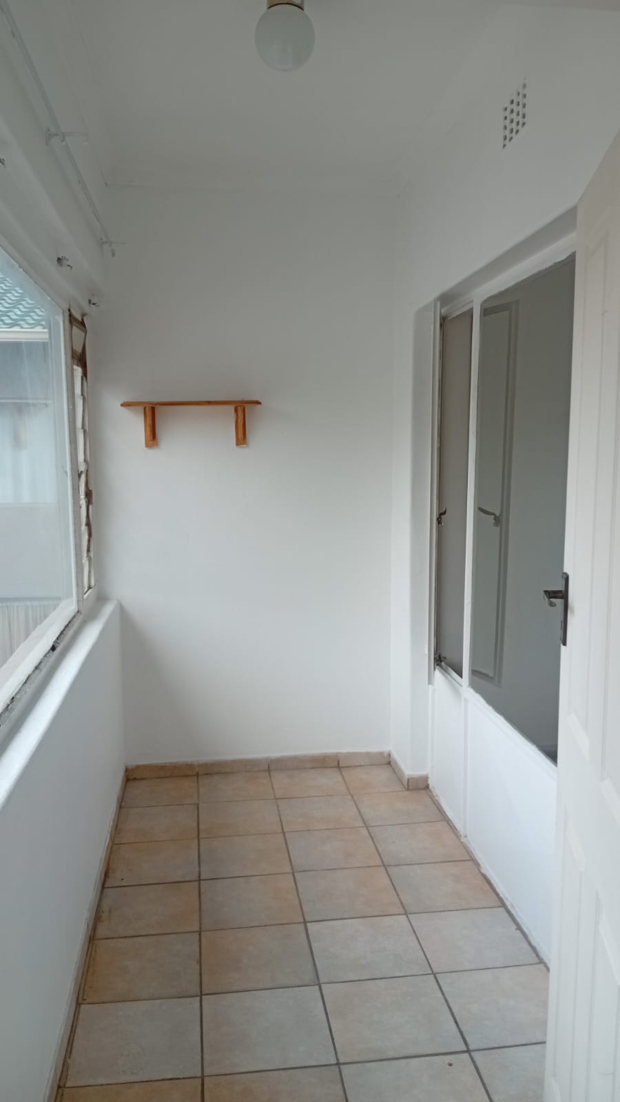 To Let 2 Bedroom Property for Rent in Witpoortjie Gauteng