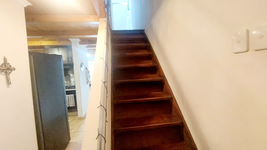 3 Bedroom Property for Sale in Loumarina A H Gauteng
