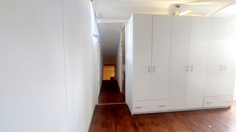 3 Bedroom Property for Sale in Loumarina A H Gauteng