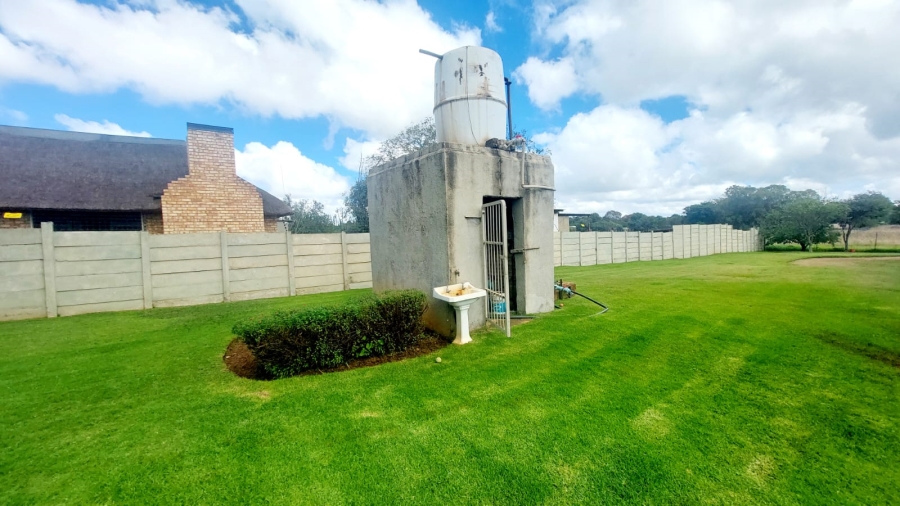 3 Bedroom Property for Sale in Loumarina A H Gauteng