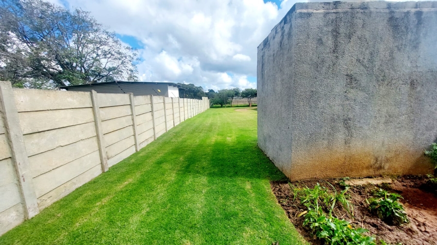 3 Bedroom Property for Sale in Loumarina A H Gauteng