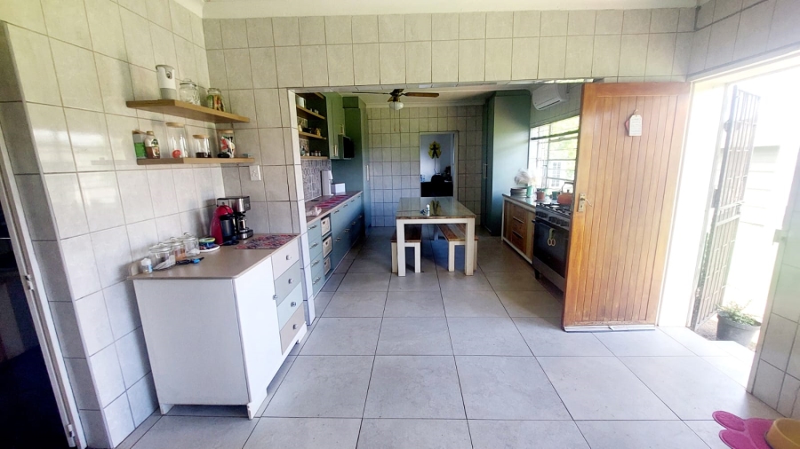 3 Bedroom Property for Sale in Loumarina A H Gauteng