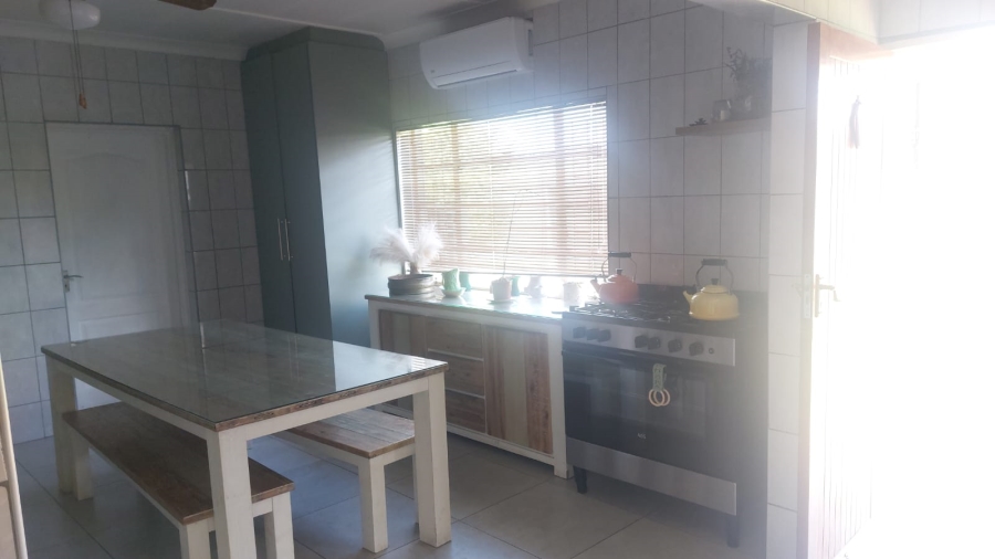 3 Bedroom Property for Sale in Loumarina A H Gauteng