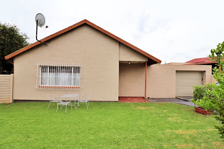 3 Bedroom Property for Sale in Klopperpark Gauteng