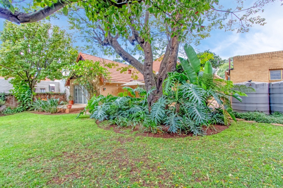 4 Bedroom Property for Sale in Linden Gauteng