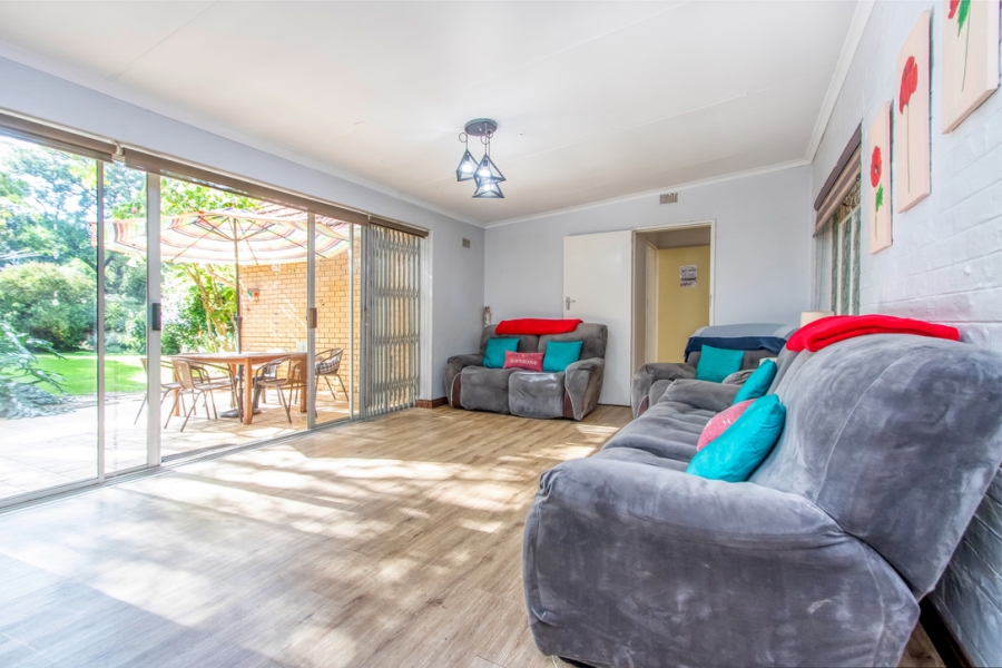 4 Bedroom Property for Sale in Linden Gauteng