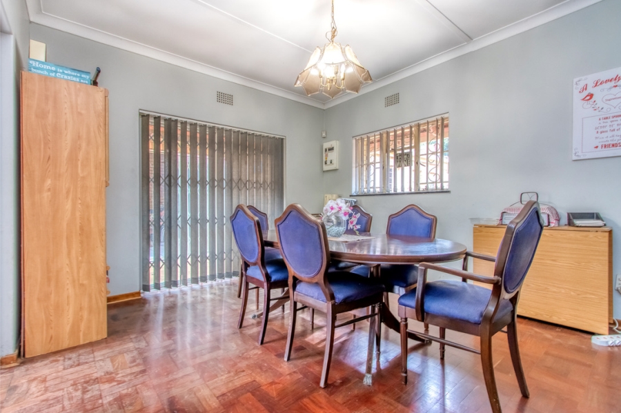 4 Bedroom Property for Sale in Linden Gauteng