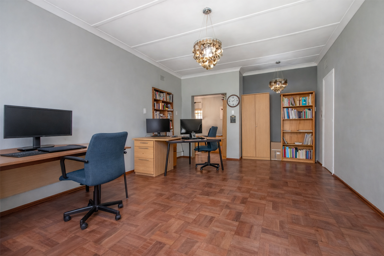4 Bedroom Property for Sale in Linden Gauteng