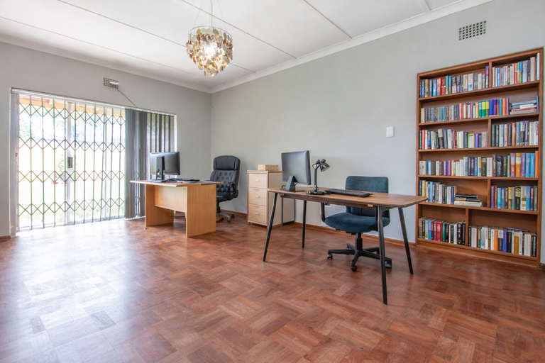 4 Bedroom Property for Sale in Linden Gauteng