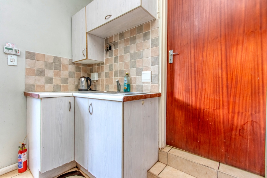 4 Bedroom Property for Sale in Linden Gauteng