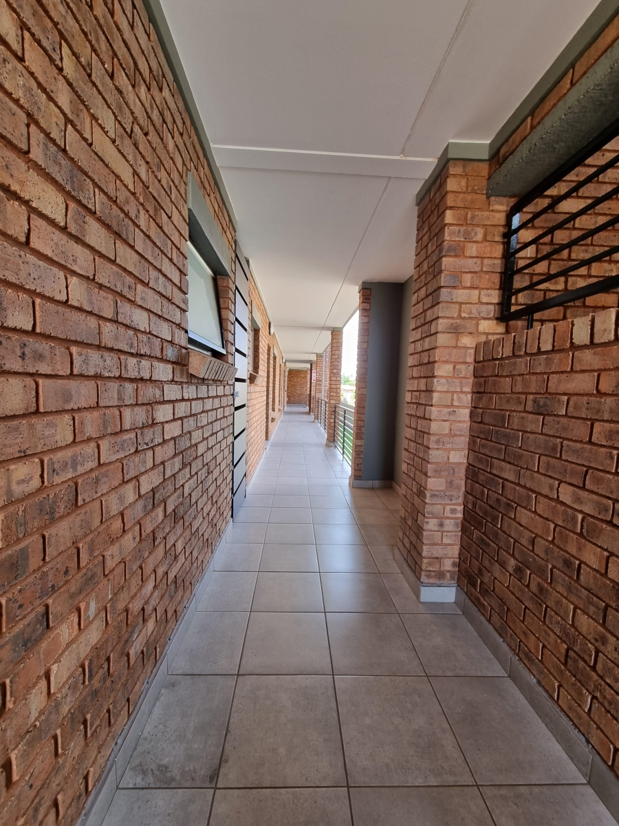 2 Bedroom Property for Sale in Brentwood Park Gauteng