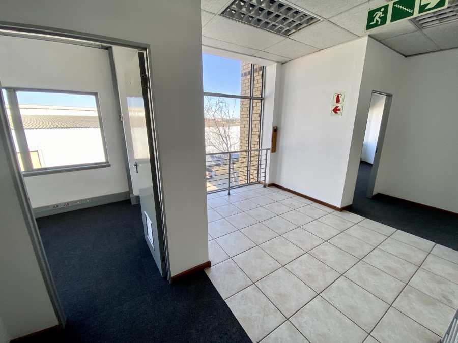 To Let Commercial Property for Rent in Randjespark Gauteng