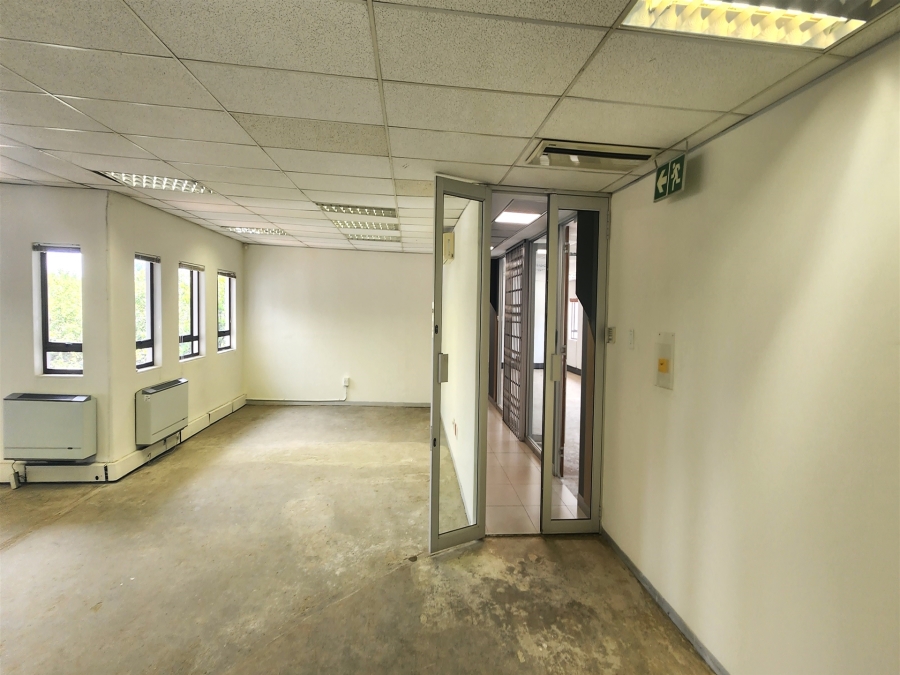 To Let Commercial Property for Rent in Hyde Park Gauteng