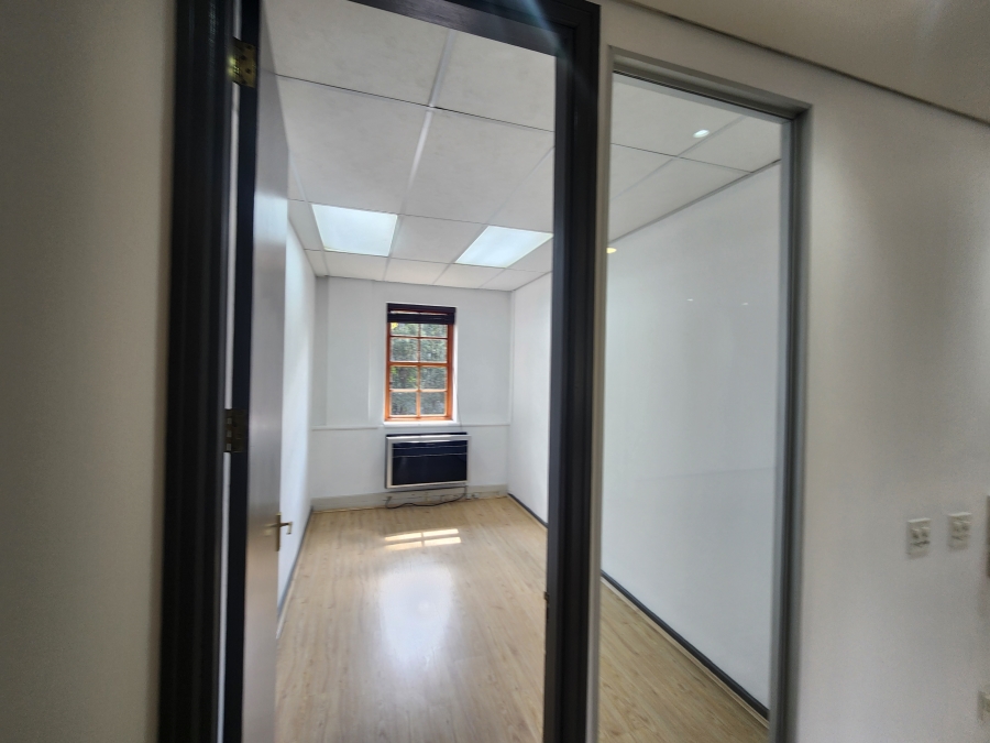 To Let Commercial Property for Rent in Chislehurston Gauteng