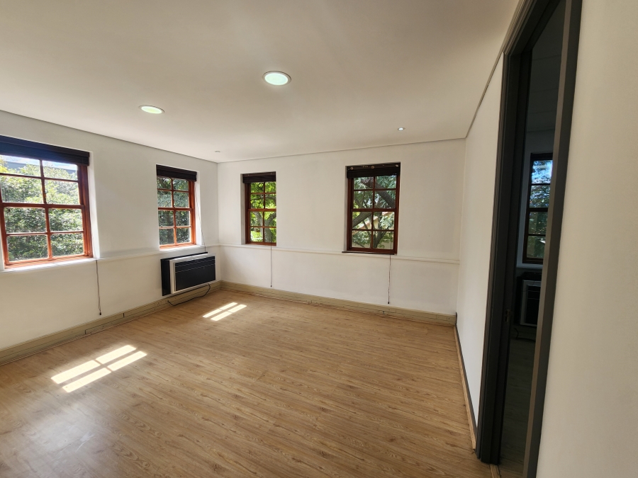 To Let Commercial Property for Rent in Chislehurston Gauteng
